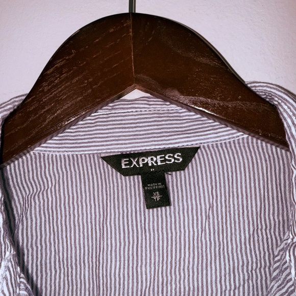 EXPRESS Womens XS Oversized Blue White Stripe Long Sleeve Button Up Shirt i1 - Picture 4 of 4